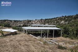 Pod dachem pracują jedynie archeolodzy